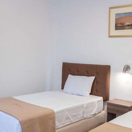 Hostal Los Frayles Paracas Eksteriør billede