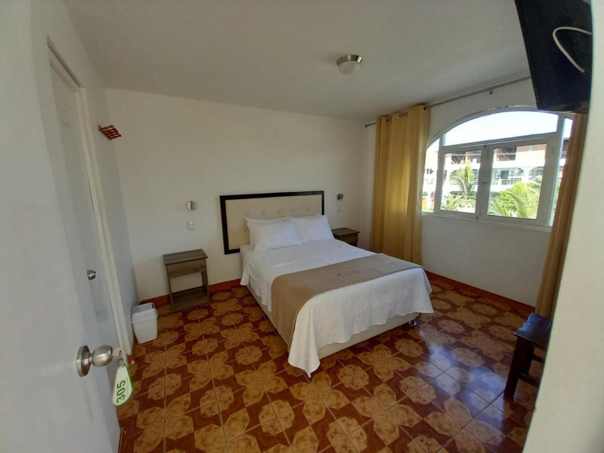 Hostal Los Frayles Paracas Eksteriør billede