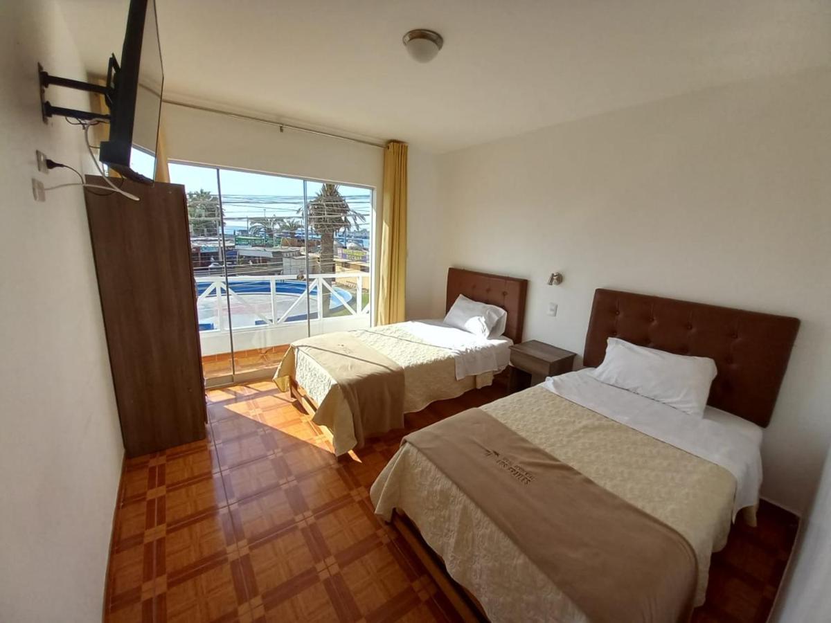 Hostal Los Frayles Paracas Eksteriør billede