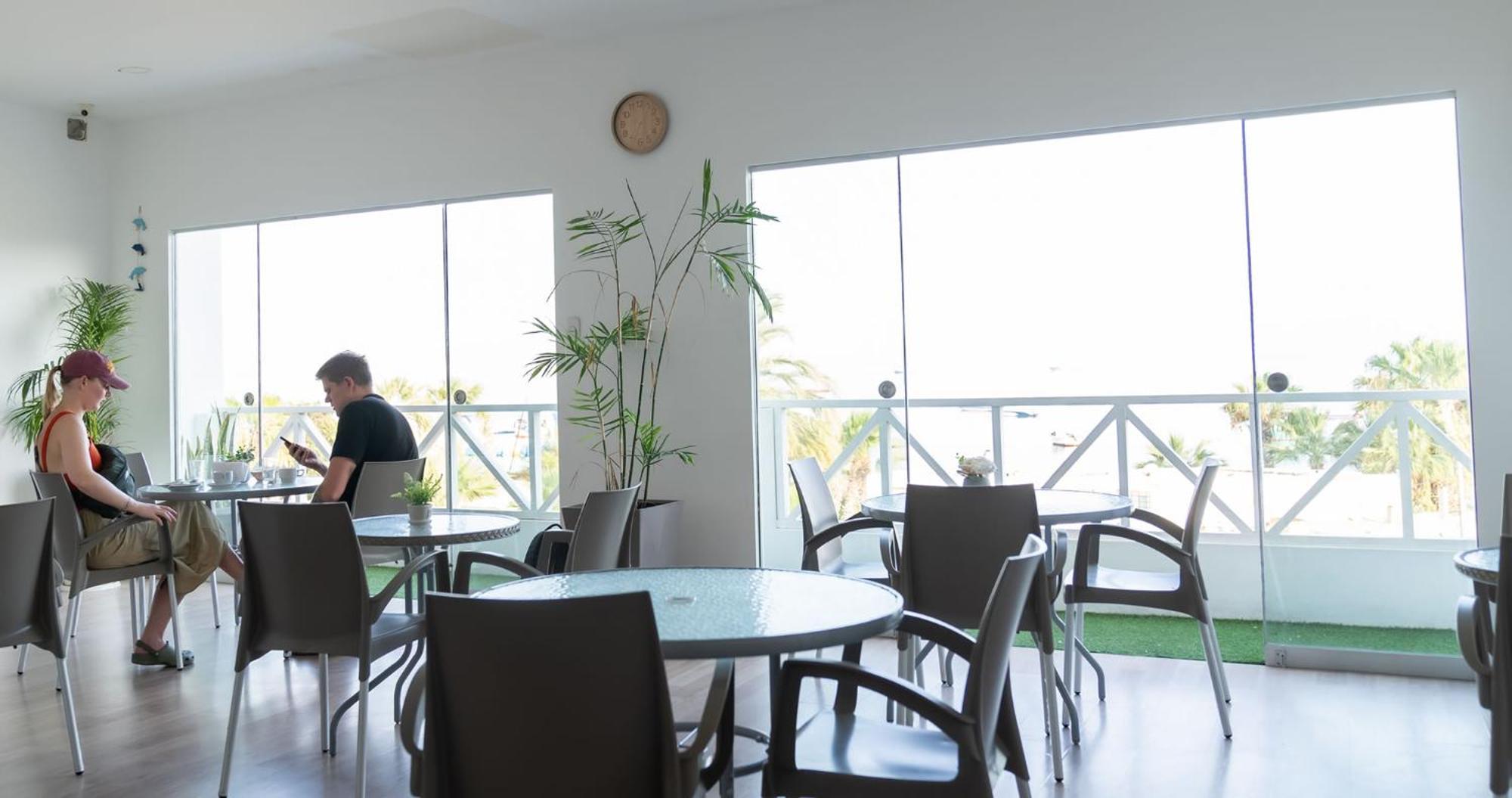 Hostal Los Frayles Paracas Eksteriør billede